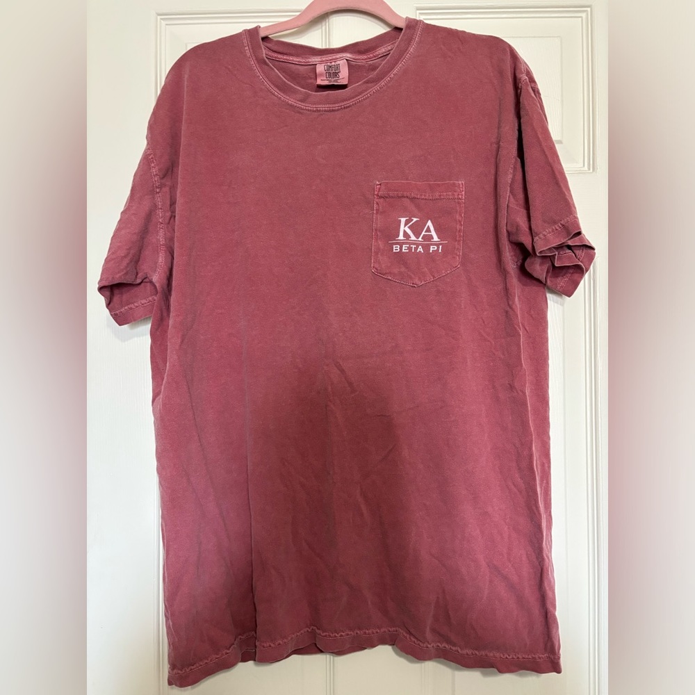 women’s t shirt